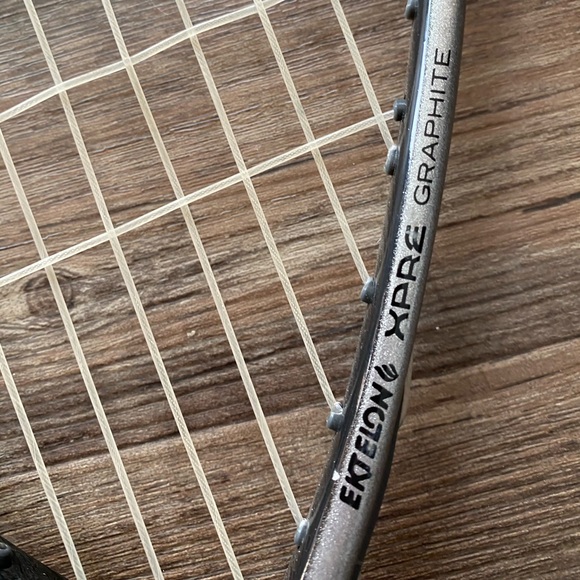 Ektelon xpre graphite racket - Picture 2 of 3